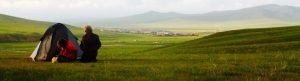 Bivouac de steppe dans le centre monts Khangai en Mongolie