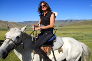 Cavalière sur l'Orkhon monts Khangai Mongolie