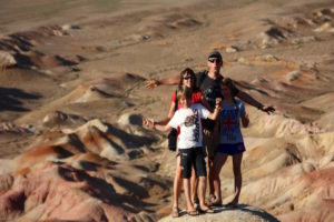 Famille Gobi stupa blanc rouge