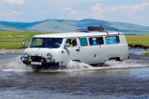 Traverssée rivière 4X4 Mongolie Orkhon centre